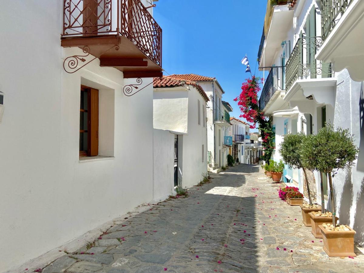 Raphael Skiathos Living-Venetia Exterior photo